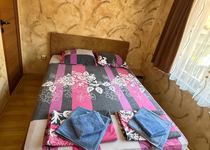 Amfora With A Sea View ゲストハウス 4*