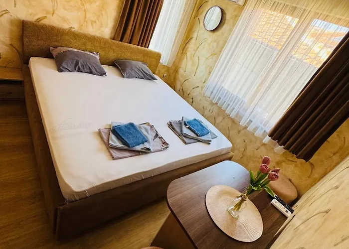 Amfora With A Sea View ゲストハウス 4*