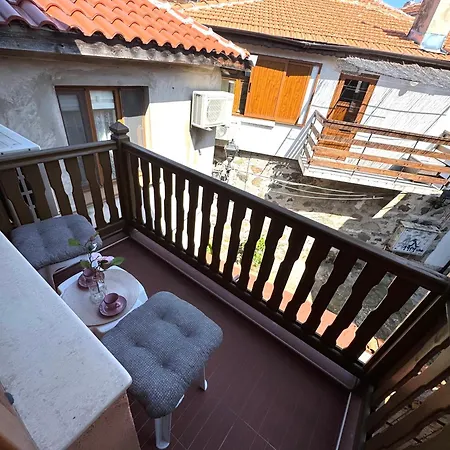 Amfora With A Sea View 소조폴